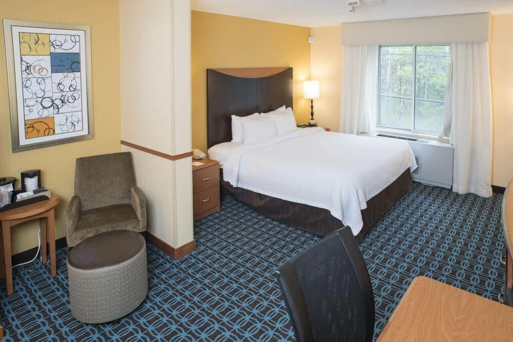 Fairfield Inn And Suites White River Junction Extérieur photo